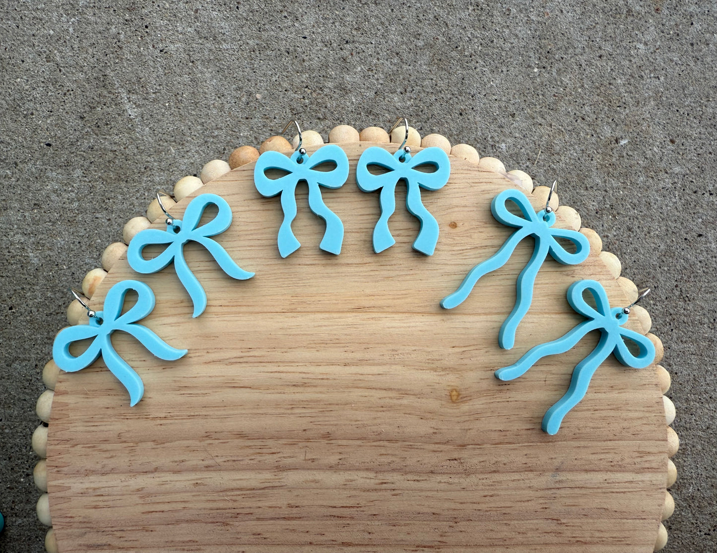 Dainty Bows